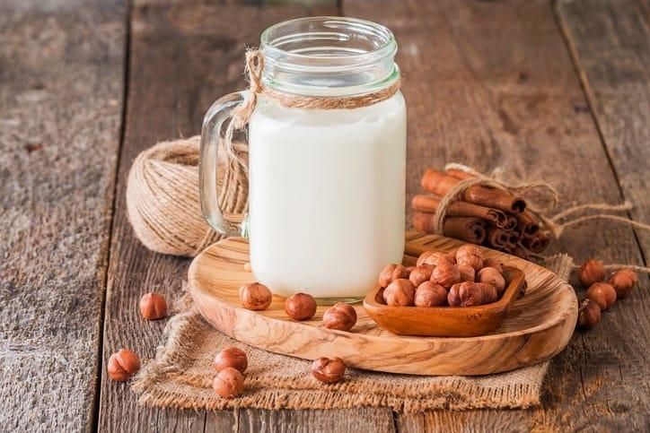 Leche de avellanas: 6 propiedades y beneficios