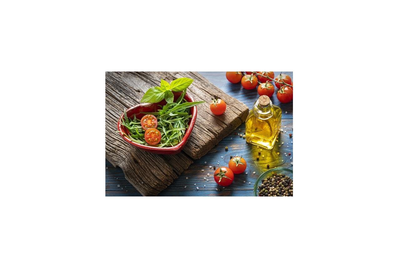 ¿Cómo debe ser una alimentación saludable?