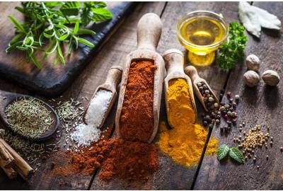 10 beneficios de cocinar con especias