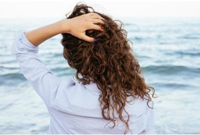 Los alimentos buenos para fortalecer el pelo